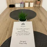 فندق مبيت وإفطار Honey Valley *