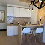 Honey Valley * بيلاسنيكا