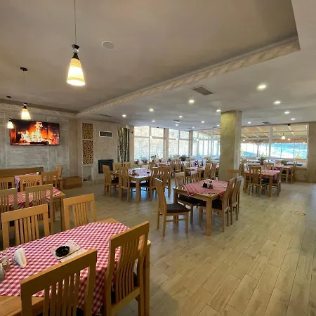 Honey Valley Bed & Breakfast